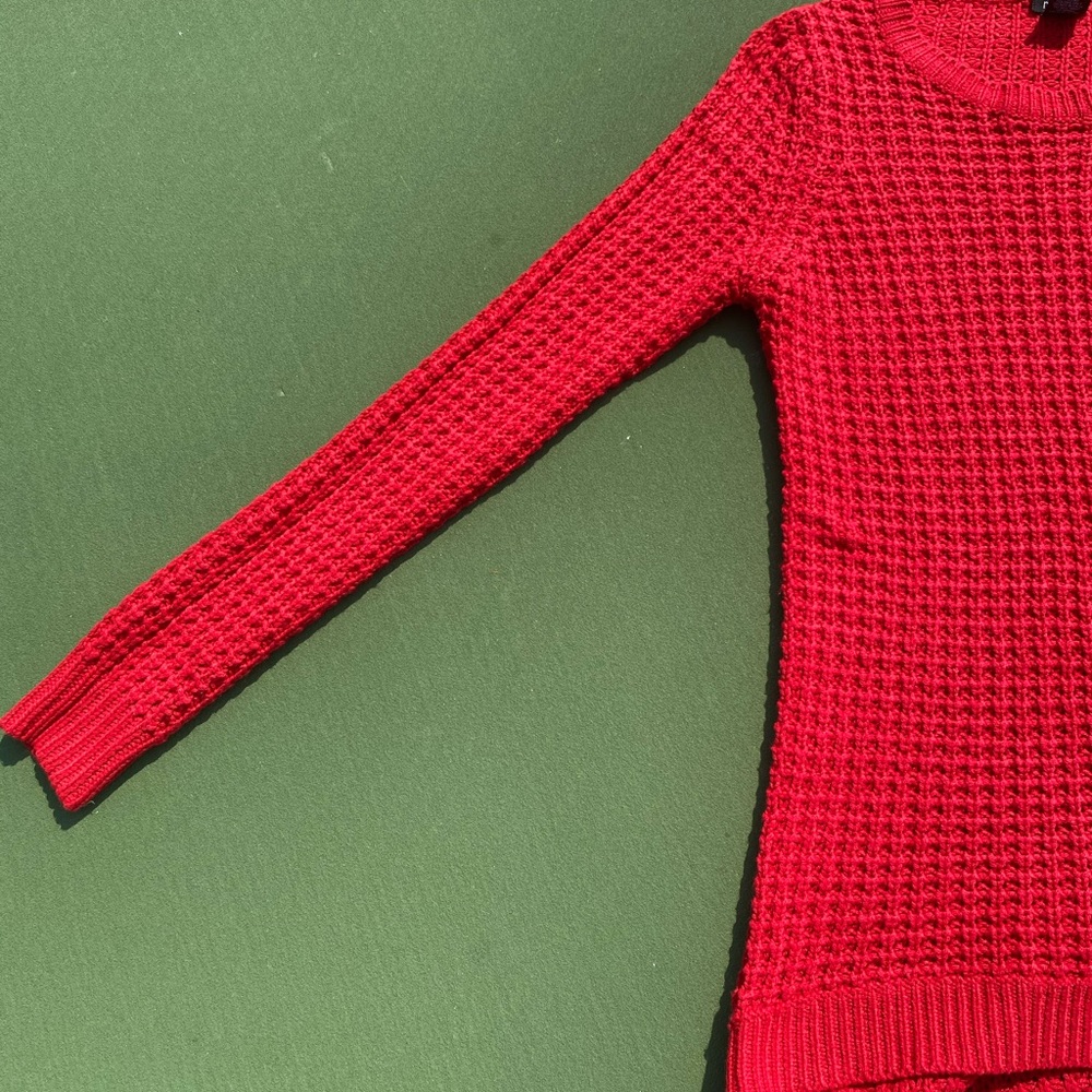 Sweater - Picture 6 of 7
